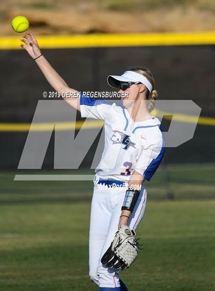 Thumbnail 1 in Chatfield vs Legend (Erie Festival of Champions) photogallery.