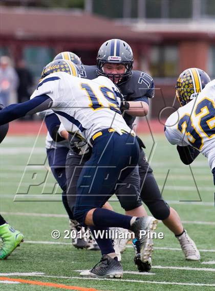 Thumbnail 2 in Burke Catholic vs. Highland (Section 9 Class B Semifinal) photogallery.
