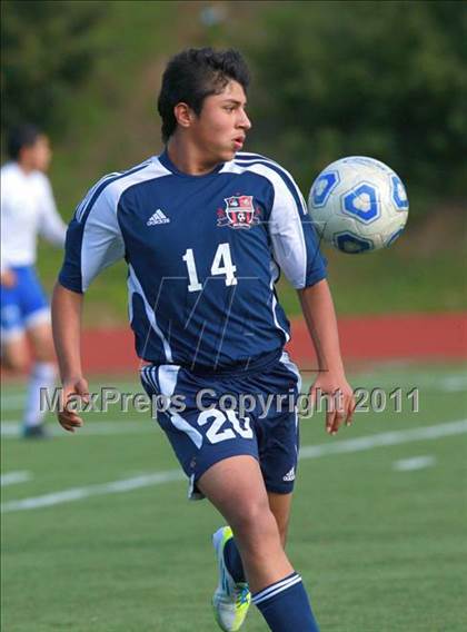 Thumbnail 3 in Central vs. Montgomery (San Diego City Tournament) photogallery.