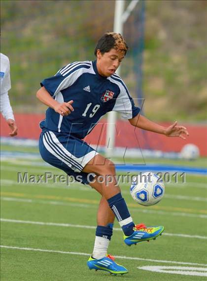 Thumbnail 2 in Central vs. Montgomery (San Diego City Tournament) photogallery.