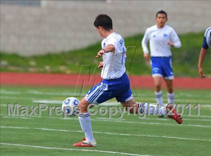 Thumbnail 1 in Central vs. Montgomery (San Diego City Tournament) photogallery.