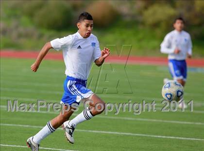 Thumbnail 2 in Central vs. Montgomery (San Diego City Tournament) photogallery.