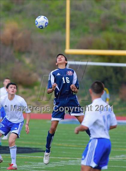 Thumbnail 2 in Central vs. Montgomery (San Diego City Tournament) photogallery.