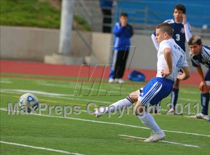 Thumbnail 2 in Central vs. Montgomery (San Diego City Tournament) photogallery.