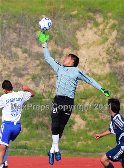 Thumbnail 2 in Central vs. Montgomery (San Diego City Tournament) photogallery.