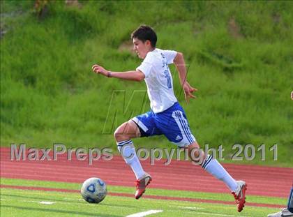 Thumbnail 1 in Central vs. Montgomery (San Diego City Tournament) photogallery.