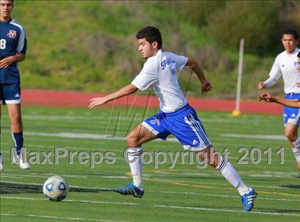 Thumbnail 1 in Central vs. Montgomery (San Diego City Tournament) photogallery.