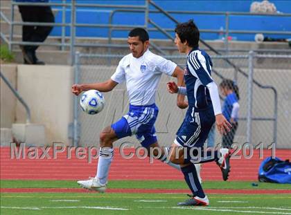 Thumbnail 3 in Central vs. Montgomery (San Diego City Tournament) photogallery.