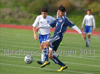 Thumbnail 3 in Central vs. Montgomery (San Diego City Tournament) photogallery.