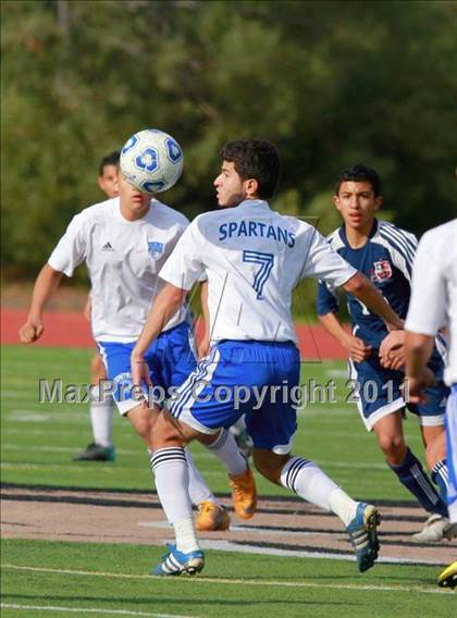 Thumbnail 2 in Central vs. Montgomery (San Diego City Tournament) photogallery.
