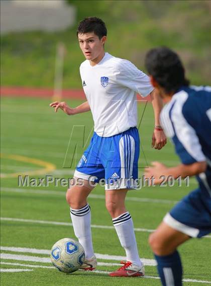 Thumbnail 1 in Central vs. Montgomery (San Diego City Tournament) photogallery.