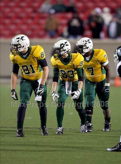Thumbnail 3 in St. Xavier vs. Trinity (KHSAA State Playoffs) photogallery.