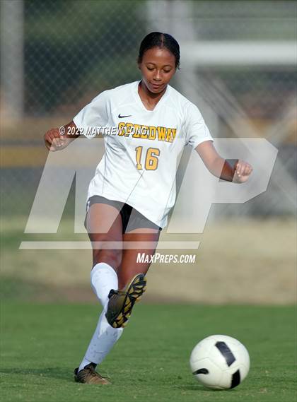 Thumbnail 2 in Franklin Central vs Speedway photogallery.