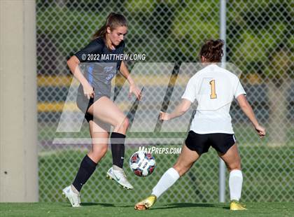Thumbnail 3 in Franklin Central vs Speedway photogallery.