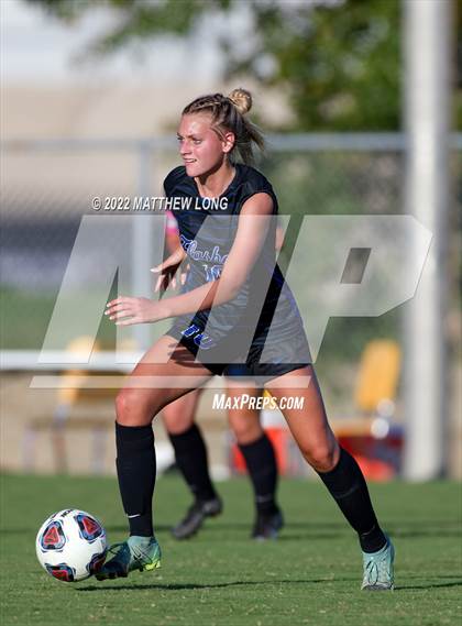 Thumbnail 2 in Franklin Central vs Speedway photogallery.