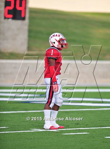 Thumbnail 2 in Lamar vs. Fort Bend Elkins photogallery.