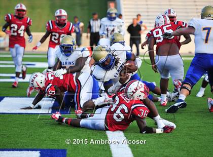 Thumbnail 3 in Lamar vs. Fort Bend Elkins photogallery.