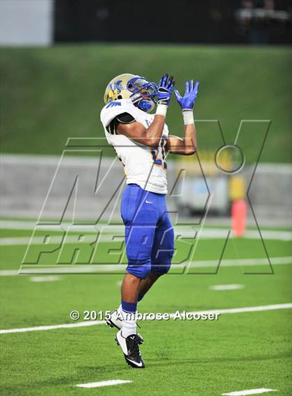Thumbnail 1 in Lamar vs. Fort Bend Elkins photogallery.