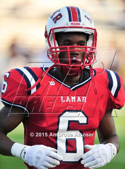 Thumbnail 2 in Lamar vs. Fort Bend Elkins photogallery.