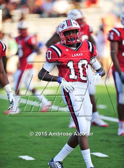 Thumbnail 2 in Lamar vs. Fort Bend Elkins photogallery.