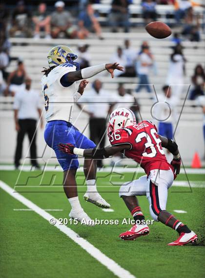 Thumbnail 2 in Lamar vs. Fort Bend Elkins photogallery.