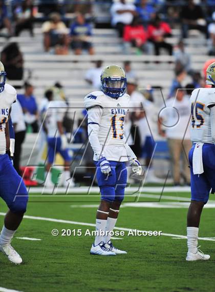 Thumbnail 3 in Lamar vs. Fort Bend Elkins photogallery.