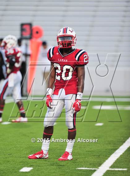 Thumbnail 3 in Lamar vs. Fort Bend Elkins photogallery.