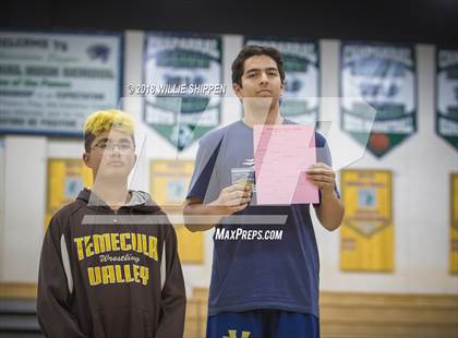 Thumbnail 3 in CIF Southwestern League Finals photogallery.