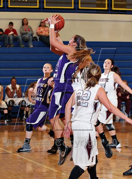 Thumbnail 2 in Sevier County vs White County (Smoky Mountain Classic) photogallery.