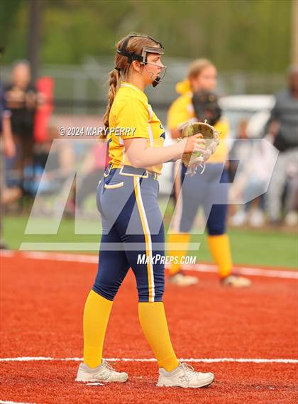 Thumbnail 1 in Shenango @ New Castle photogallery.