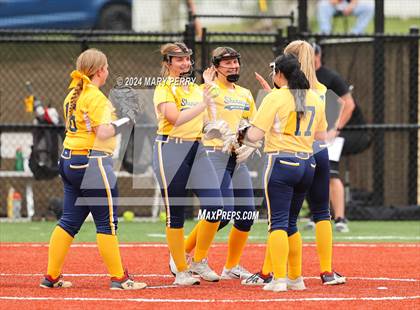 Thumbnail 3 in Shenango @ New Castle photogallery.