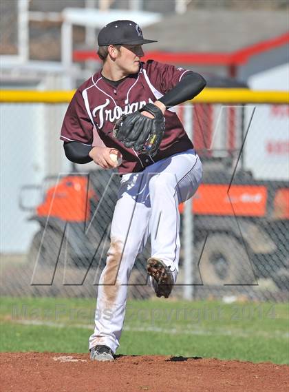Thumbnail 1 in Sam Rayburn vs. Cumby (Sam Rayburn Wood Bat Tournament) photogallery.