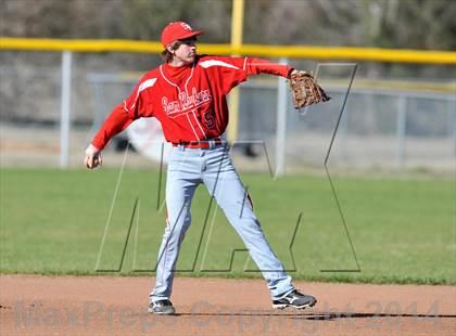 Thumbnail 3 in Sam Rayburn vs. Cumby (Sam Rayburn Wood Bat Tournament) photogallery.