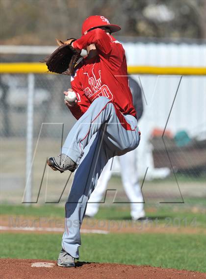 Thumbnail 1 in Sam Rayburn vs. Cumby (Sam Rayburn Wood Bat Tournament) photogallery.