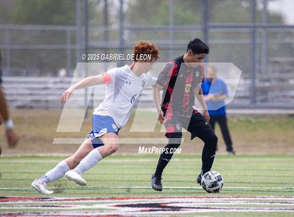 Thumbnail 3 in Progreso vs. La Vernia (UIL Region IV 4A D1 Soccer Semifinals) photogallery.