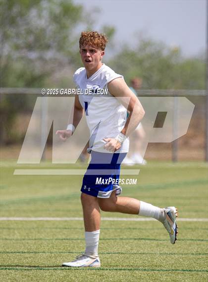Thumbnail 3 in Progreso vs. La Vernia (UIL Region IV 4A D1 Soccer Semifinals) photogallery.