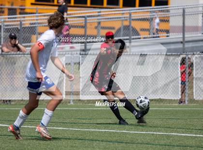 Thumbnail 1 in Progreso vs. La Vernia (UIL Region IV 4A D1 Soccer Semifinals) photogallery.