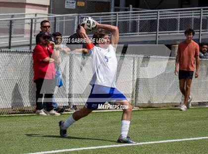 Thumbnail 3 in Progreso vs. La Vernia (UIL Region IV 4A D1 Soccer Semifinals) photogallery.