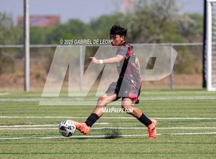 Thumbnail 1 in Progreso vs. La Vernia (UIL Region IV 4A D1 Soccer Semifinals) photogallery.