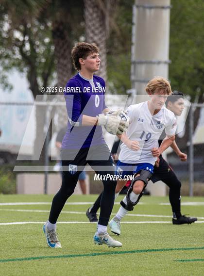Thumbnail 2 in Progreso vs. La Vernia (UIL Region IV 4A D1 Soccer Semifinals) photogallery.