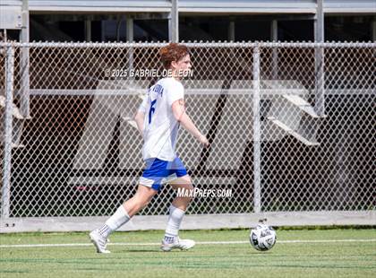 Thumbnail 3 in Progreso vs. La Vernia (UIL Region IV 4A D1 Soccer Semifinals) photogallery.