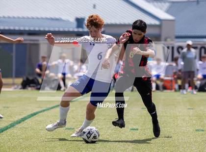 Thumbnail 1 in Progreso vs. La Vernia (UIL Region IV 4A D1 Soccer Semifinals) photogallery.