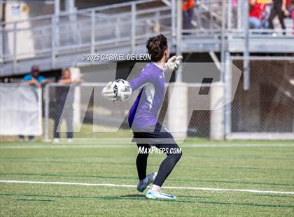Thumbnail 2 in Progreso vs. La Vernia (UIL Region IV 4A D1 Soccer Semifinals) photogallery.