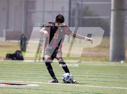 Thumbnail 3 in Progreso vs. La Vernia (UIL Region IV 4A D1 Soccer Semifinals) photogallery.