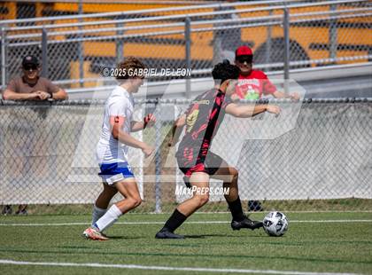 Thumbnail 1 in Progreso vs. La Vernia (UIL Region IV 4A D1 Soccer Semifinals) photogallery.