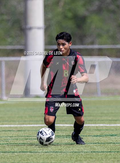 Thumbnail 1 in Progreso vs. La Vernia (UIL Region IV 4A D1 Soccer Semifinals) photogallery.
