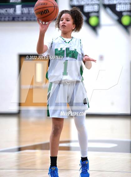 Thumbnail 2 in Pinecrest Academy Sloan Canyon @ Palo Verde photogallery.