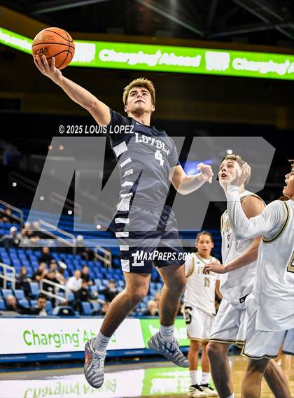 Thumbnail 1 in Servite vs. Loyola photogallery.