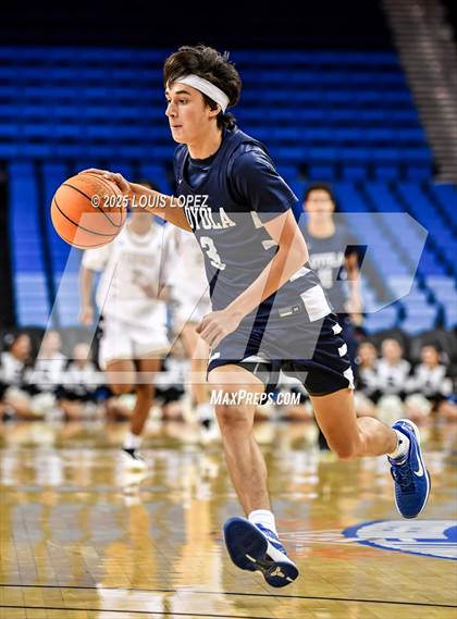 Thumbnail 2 in Servite vs. Loyola photogallery.