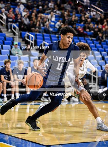 Thumbnail 2 in Servite vs. Loyola photogallery.